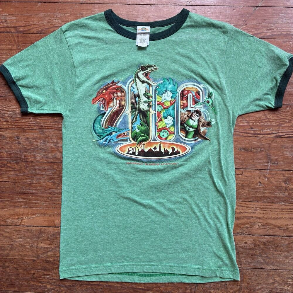 2006 Universal Studios Islands Of Adventure Shirt M Spiderman Green Ringer